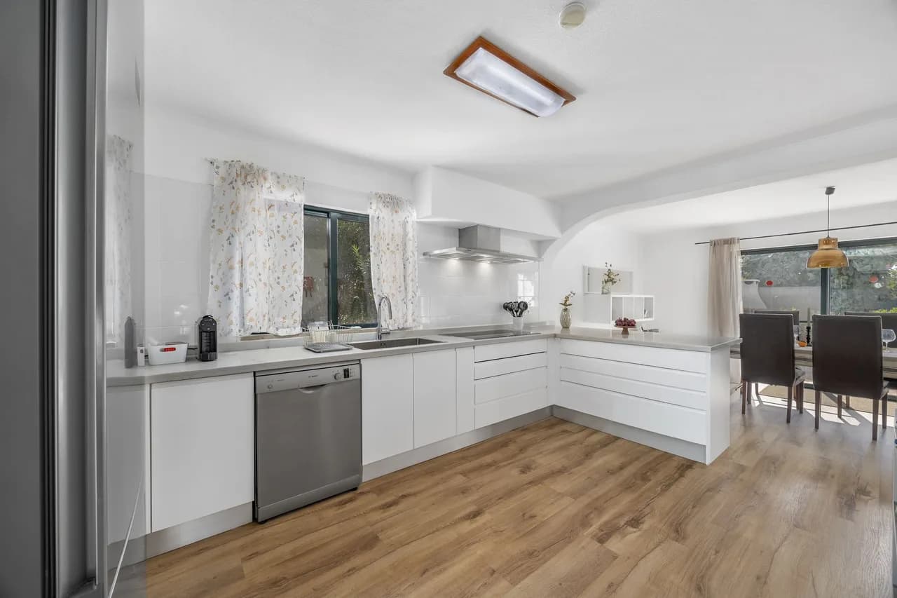 Stylish Three Bedroom Retreat in Algarve photo 5