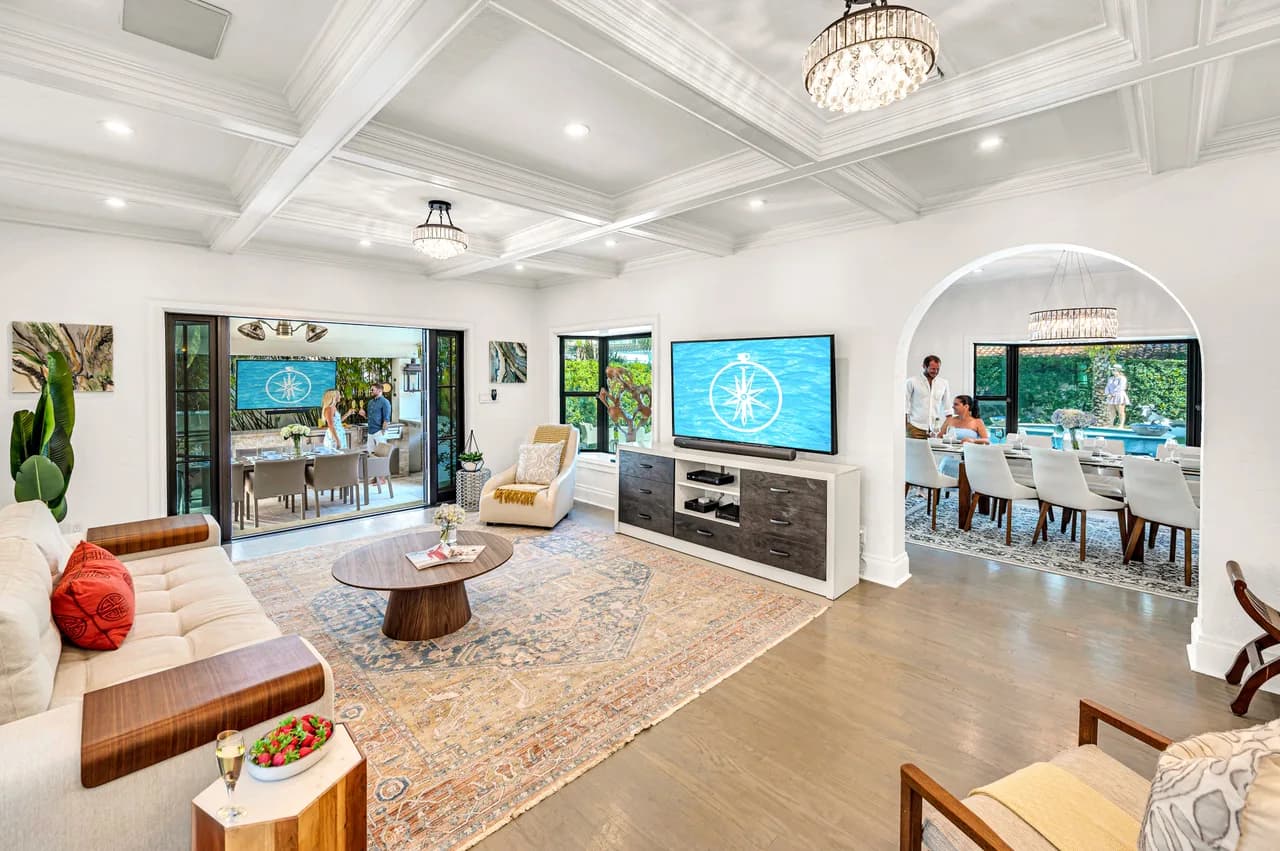 Heated Pool Grand Residence in Fort Lauderdale photo 3