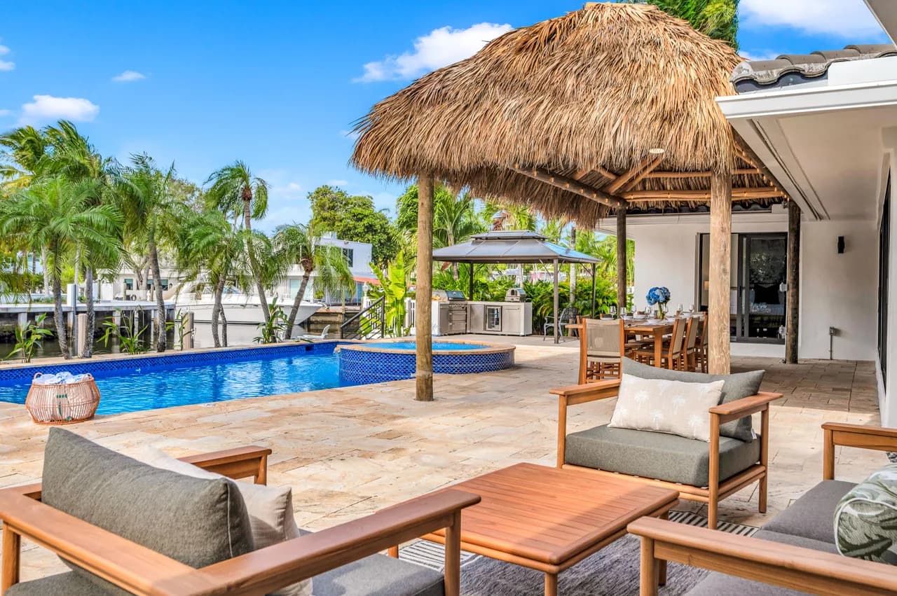 Waterfront Heated Pool Residence in Nurmi Isles, photo 3