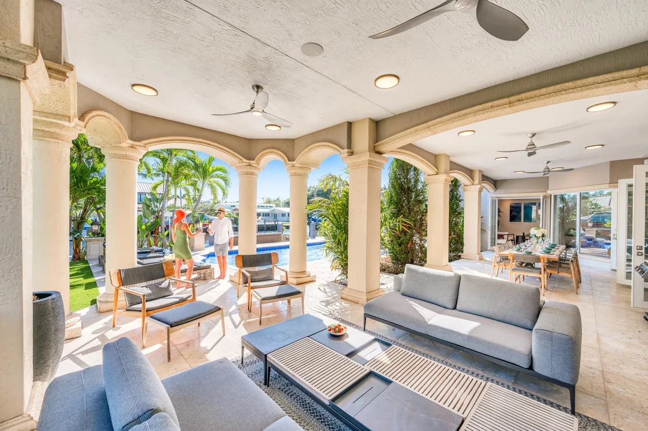 Waterfront Five Bedroom Villa in Soroka Shores, foto 3