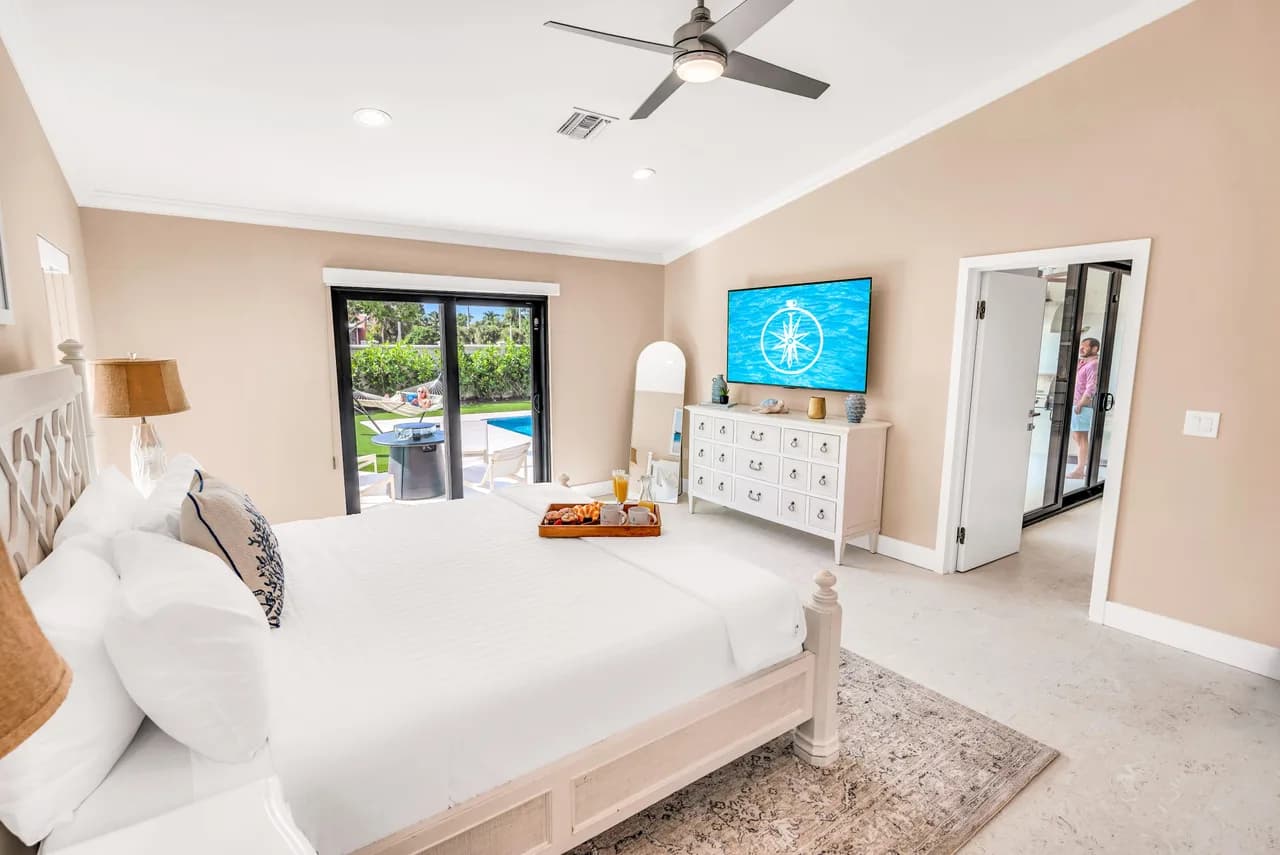 Steps from Beach Three Bedroom Villa in Fort Lauderdale, photo 2