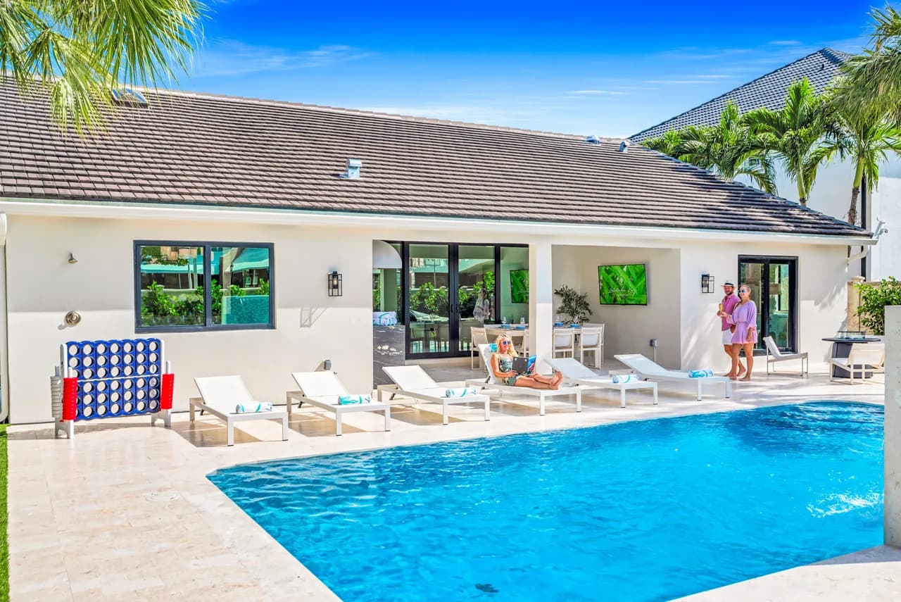 Steps from Beach Three Bedroom Villa in Fort Lauderdale, photo 5