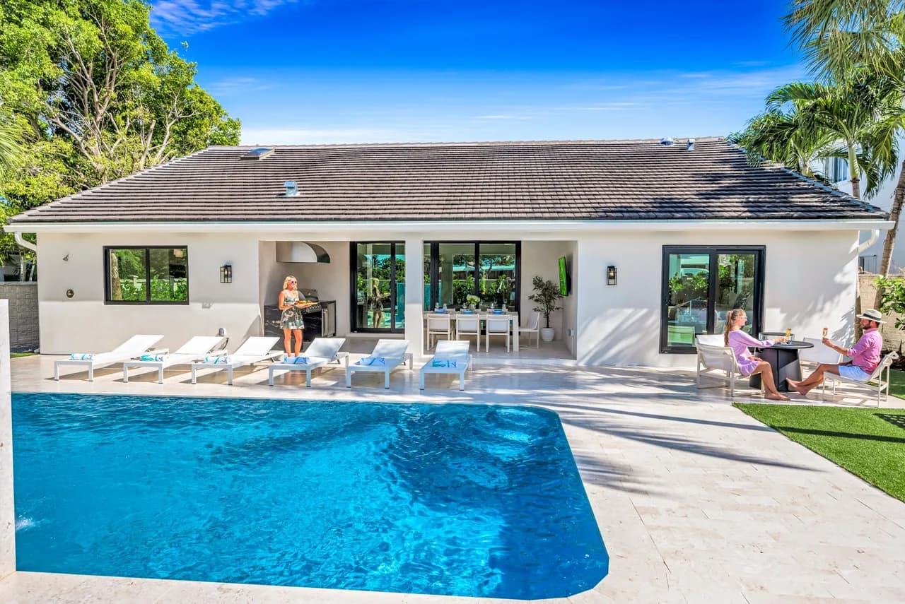 Steps from Beach Villa in Fort Lauderdale photo 2