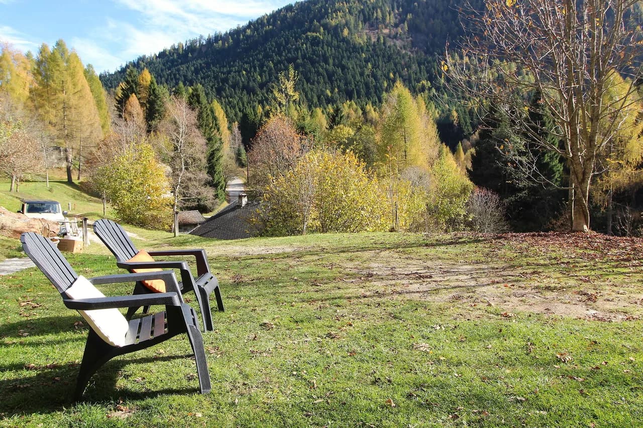 Charming Mountain Chalet in Pieve Tesino, Foto 3