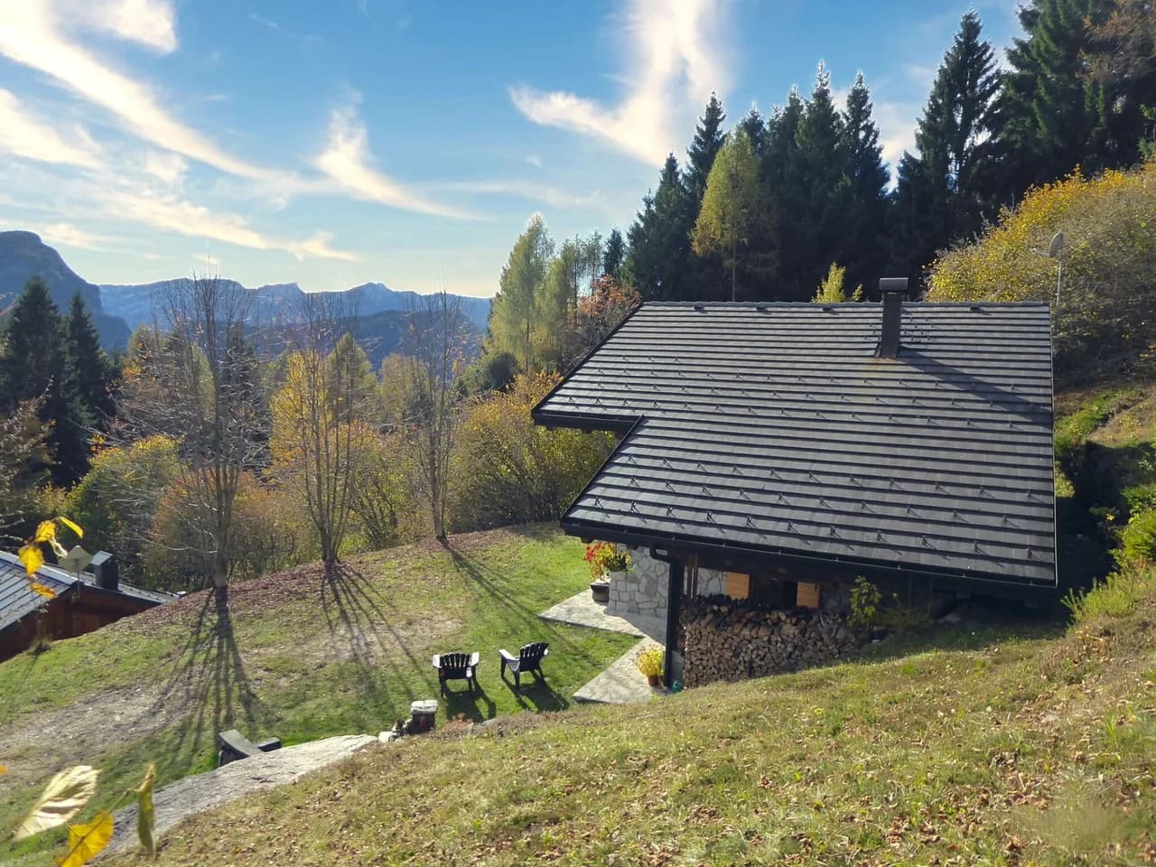 Charming Mountain Chalet in Pieve Tesino, Foto 5
