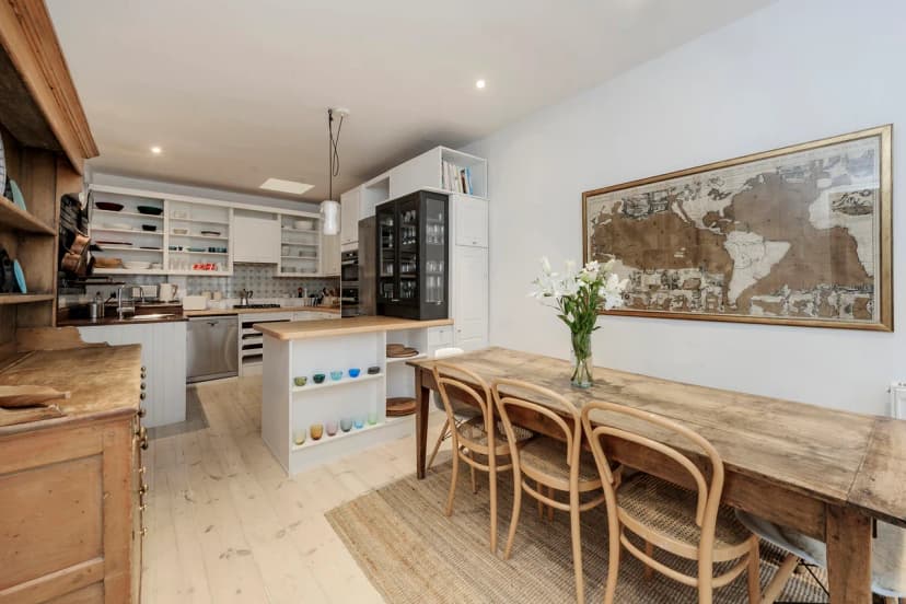 Charming Mews Retreat in South Kensington