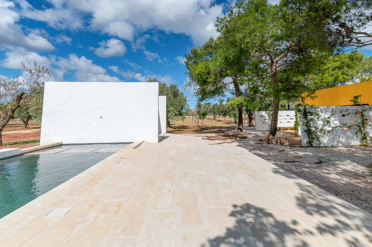 Tranquil Olive Grove Villa in Puglia photo 3
