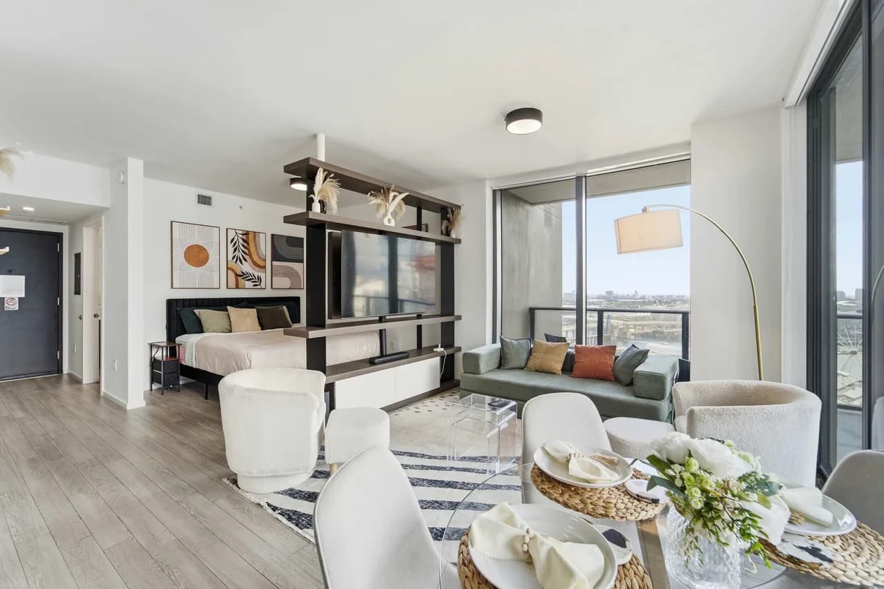 Downtown Miami Studio, 25th Flr+, Bay & Wheel View photo 4