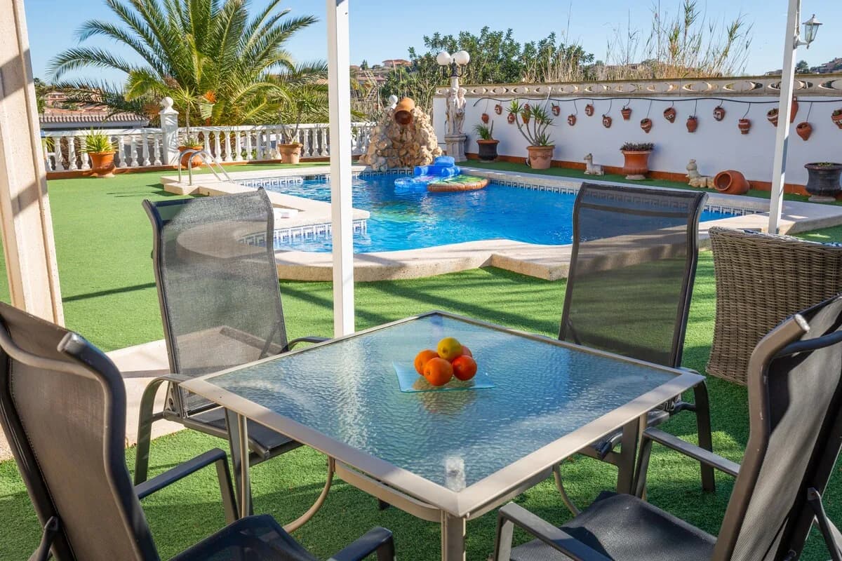 Garden Six Bedroom Villa in Mutxamel, photo 3