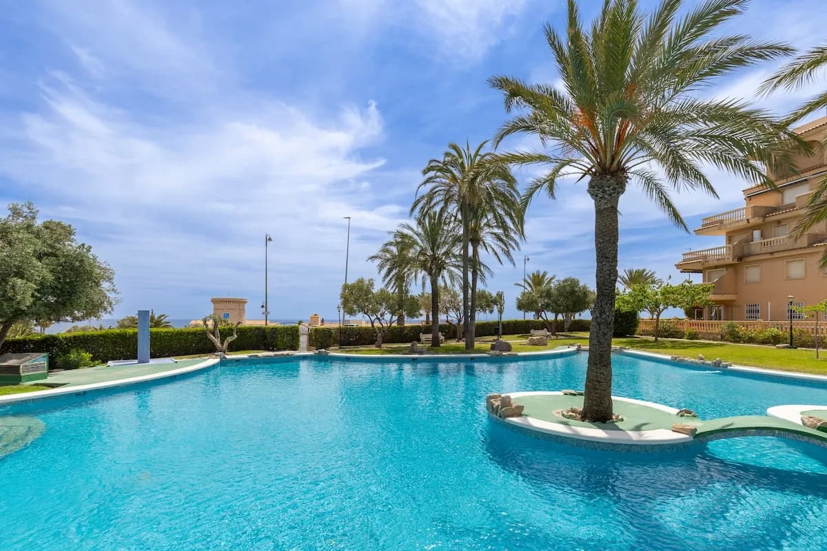 Oceanfront Three Bedroom Villa in El Campello, Foto 2