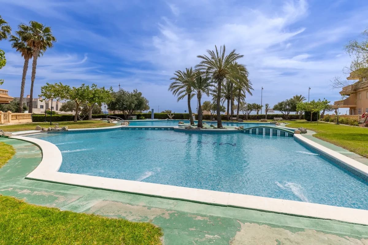 Oceanfront Three Bedroom Villa in El Campello, Foto 4