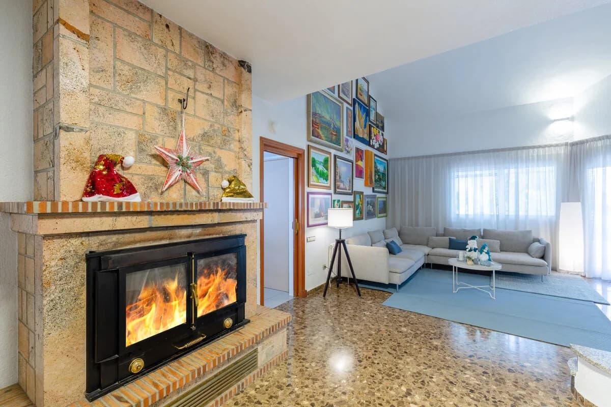 Spacious Nine-Bedroom Villa in La Alcayna, Foto 4