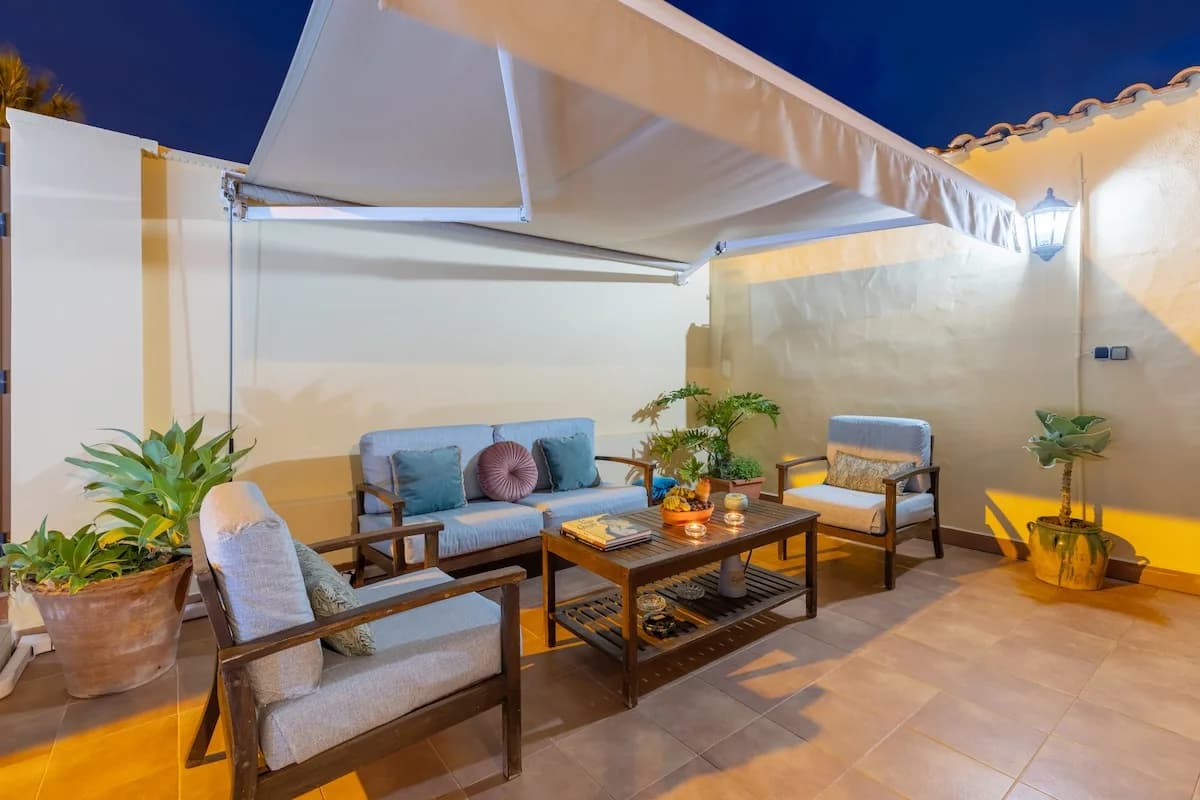 Coastal Two-Bedroom Villa in Torrevieja, Foto 2