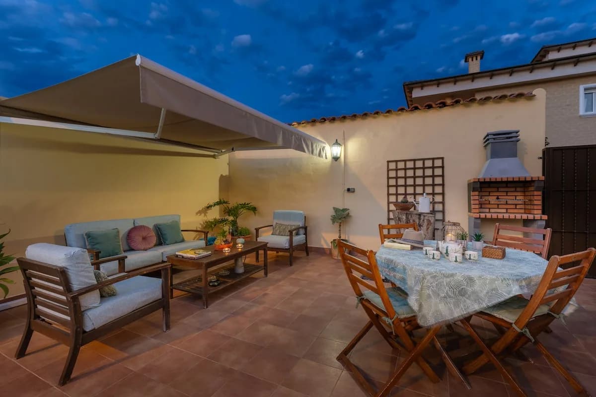 Coastal Two-Bedroom Villa in Torrevieja, Foto 4