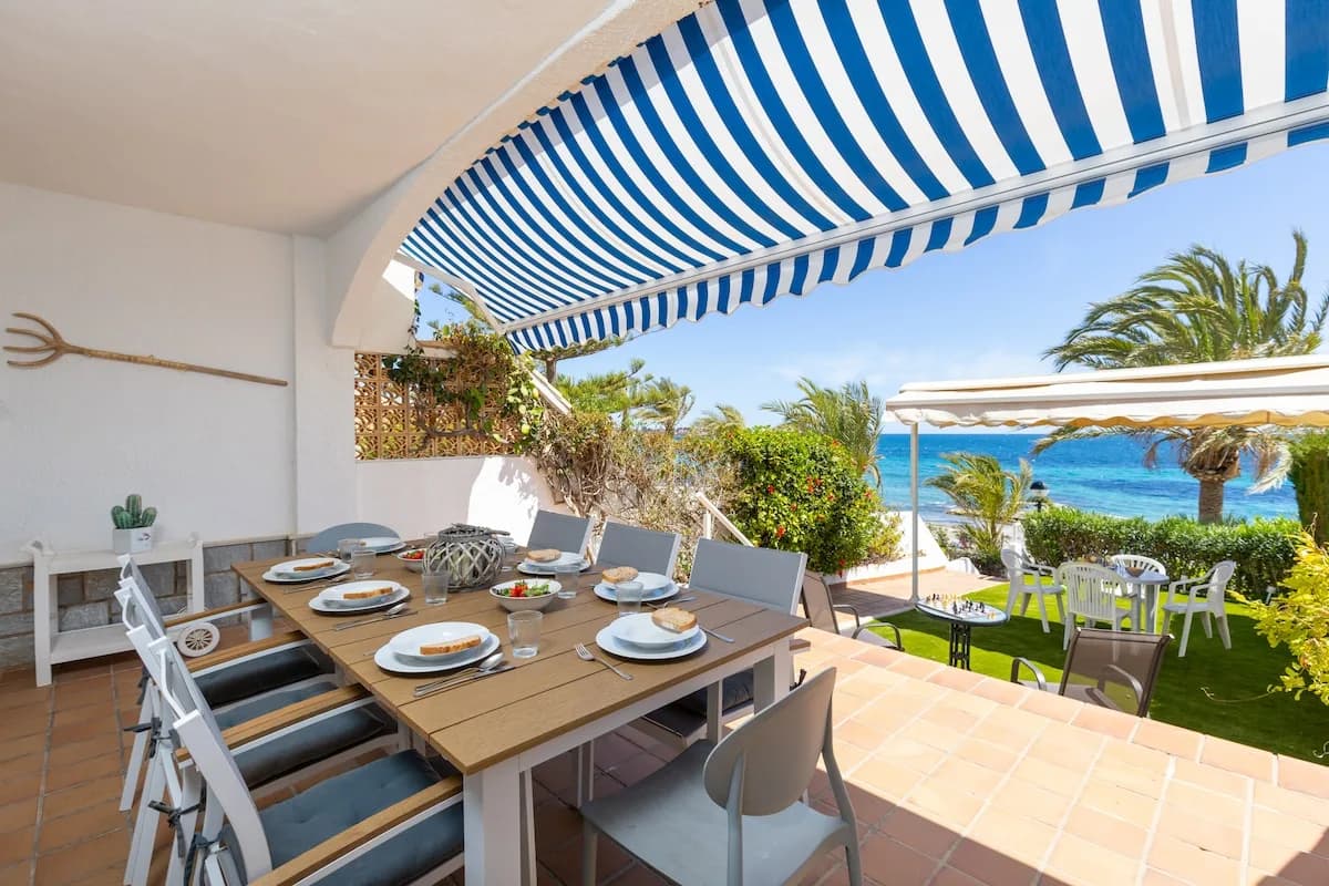 Terrace-Focused Four Bedroom Villa in Orihuela, Foto 2