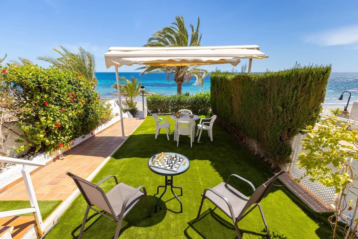 Terrace-Focused Four Bedroom Villa in Orihuela, Foto 3
