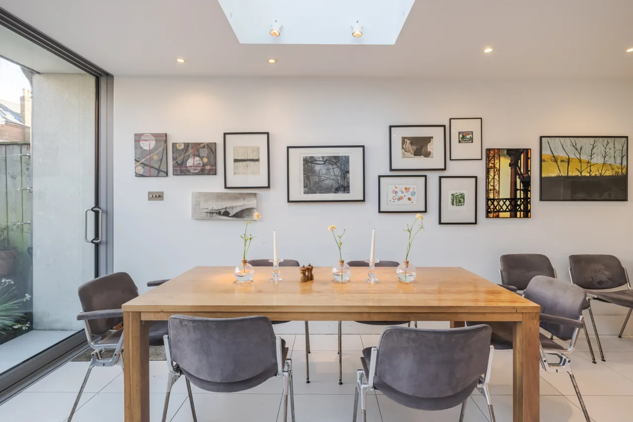 Modern Three Bedroom Villa in Putney, foto 4