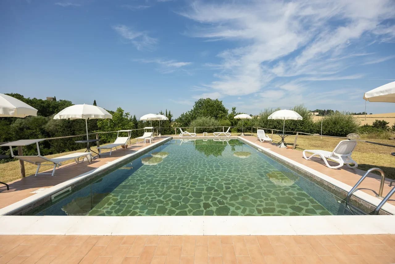 Panoramic View Pool Villa in Piccione, Umbria, Italy, Foto 5