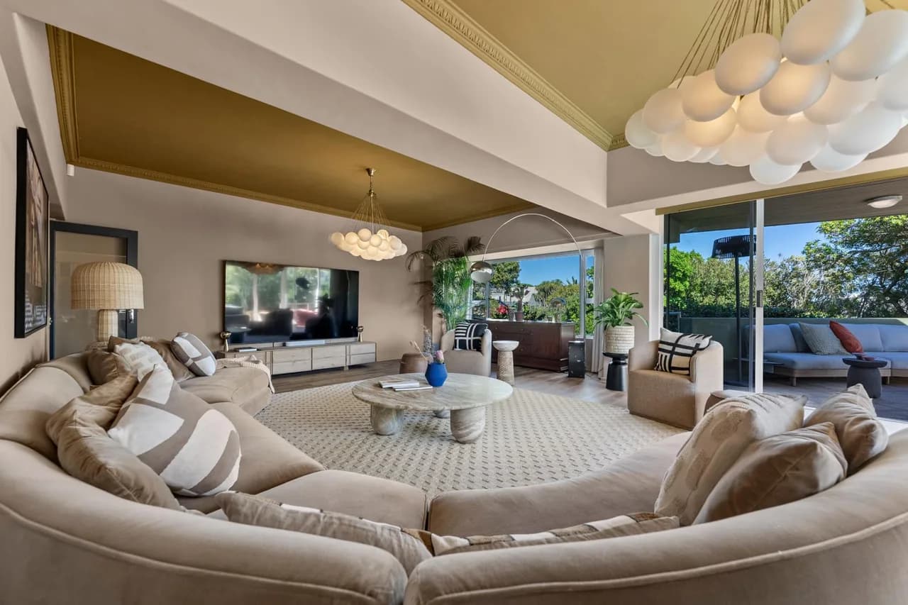 Luxury Villa with Gym in Camps Bay photo 2