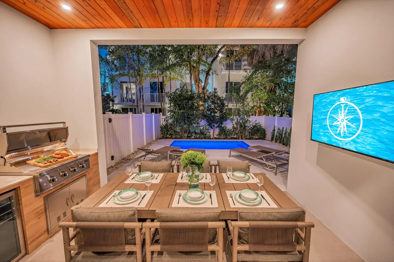 Centrally Located Townhouse with Heated Pool in Lauderdale Harbors, foto 4