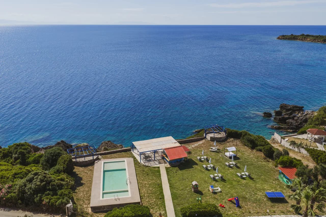 Villa Daphne Periyalli photo 4