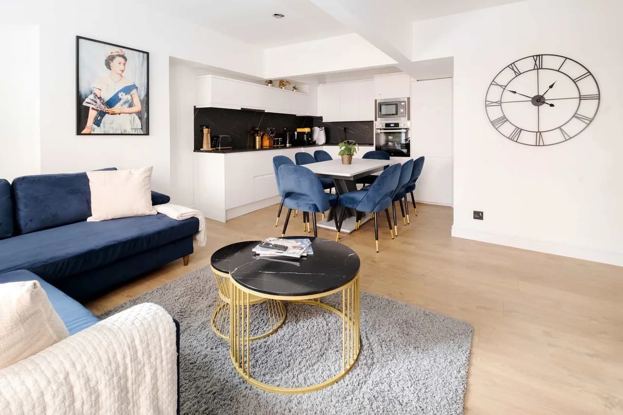Charming Three Bedroom Apartment in London, Foto 3