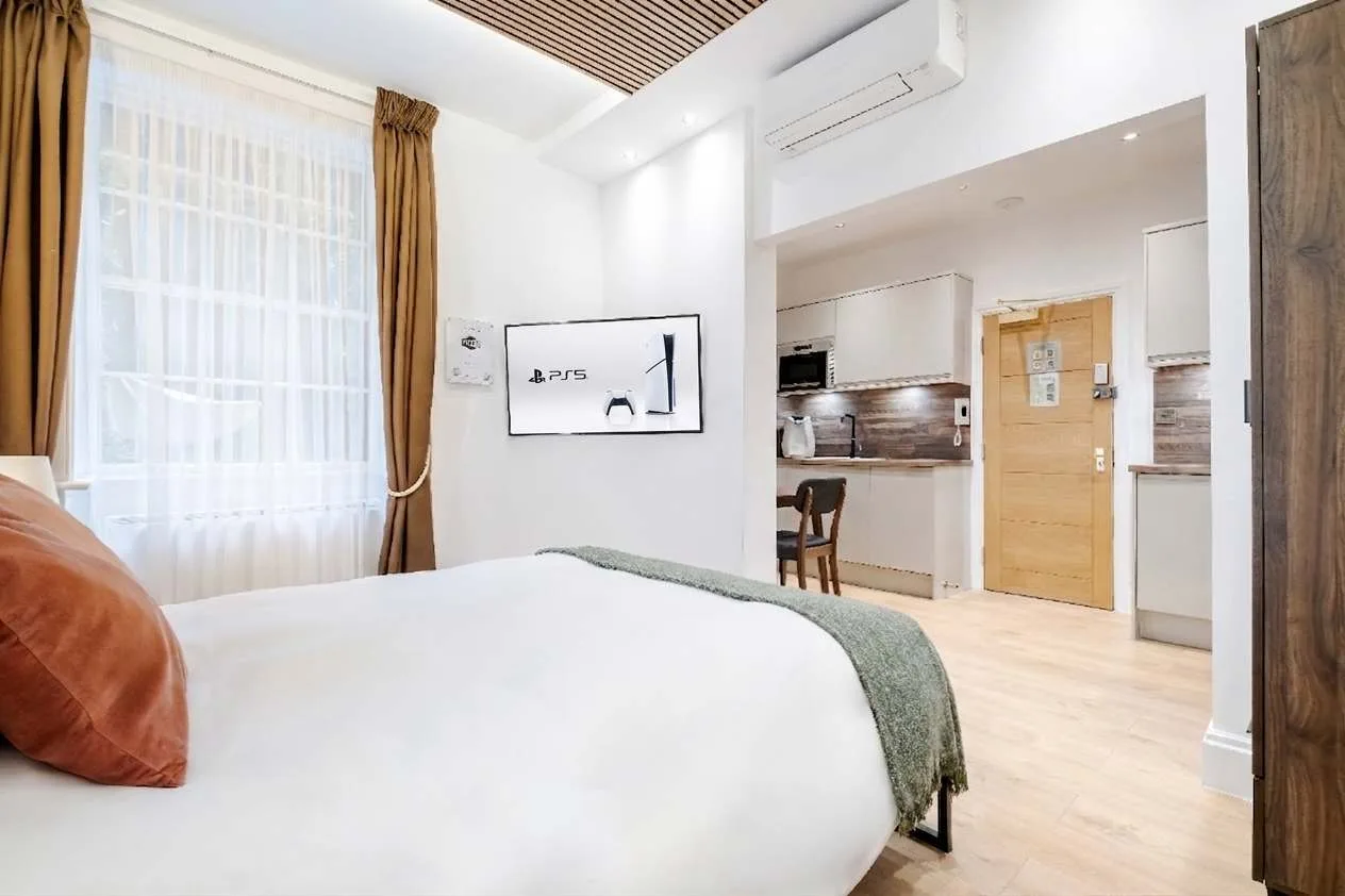 Charming One Bedroom Retreat in London, photo 3