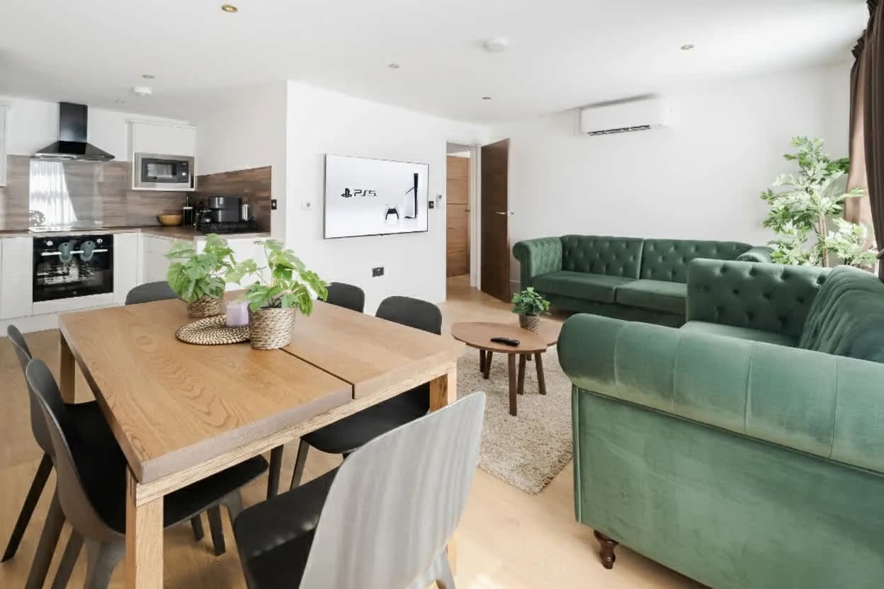 Stylish One Bedroom Apartment in London, photo 2
