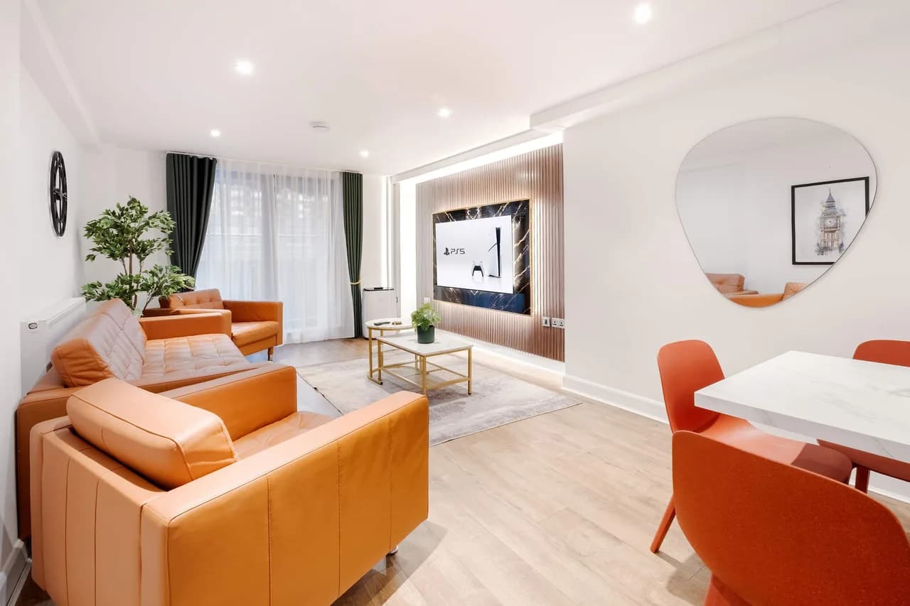 Luxury Three Bedroom Residence in London, Foto 2