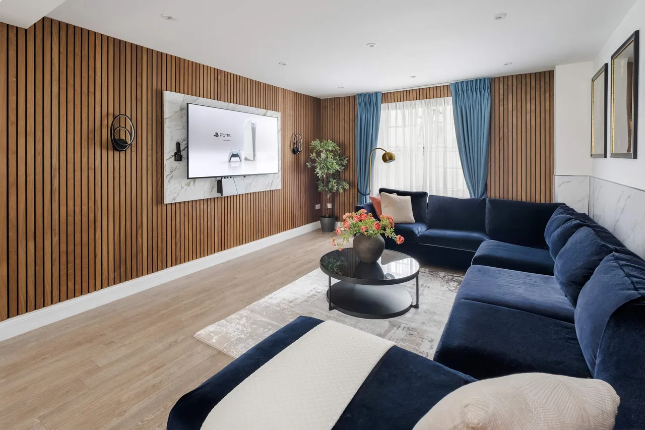 Luxury Four Bedroom Residence in London, Foto 4