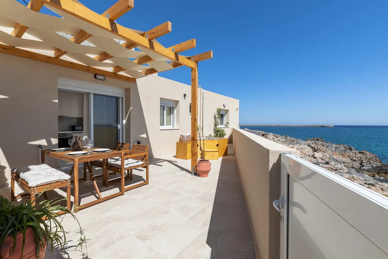Sea Whisper - Seafront-Wohnung mit Whirlpool, von Estia, Foto 5