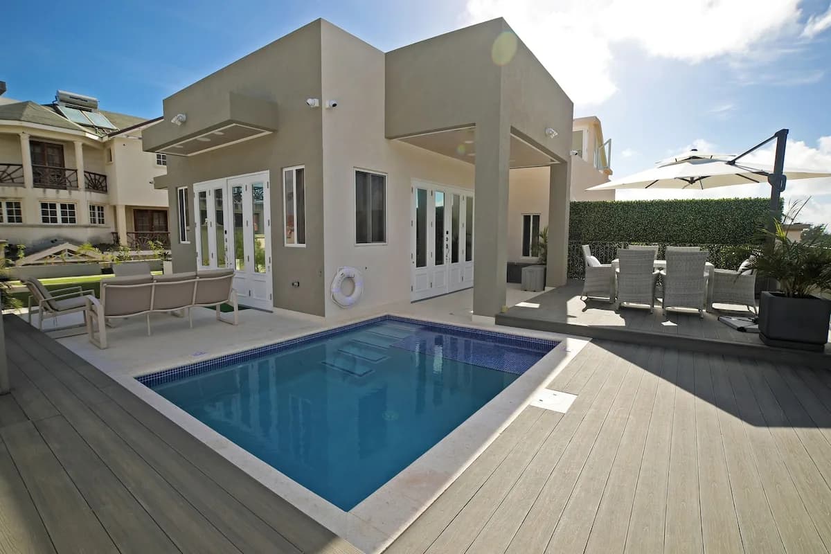 Aurora- 3BR Modern Villa w/  Pool and Fire Pit photo 2