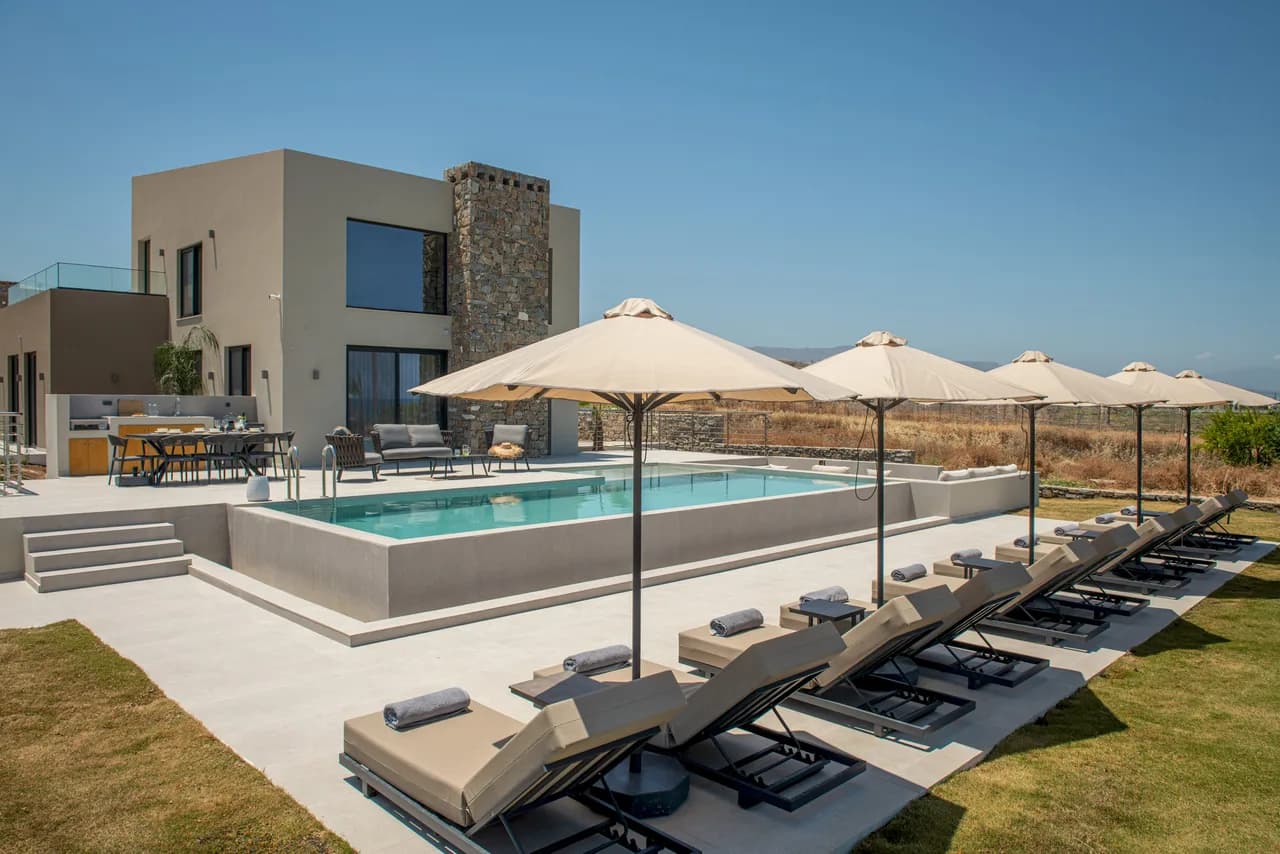 Thenad Villas - Villa Nadia con Piscina Climatizada, por Estia, foto 3