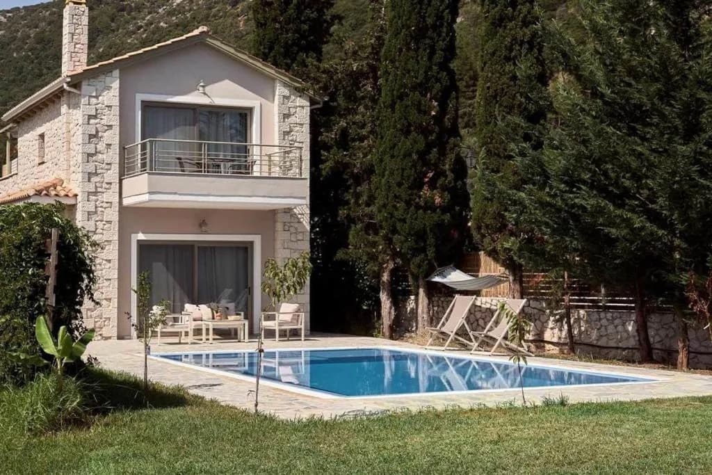 Avesta Private Villas Niovi