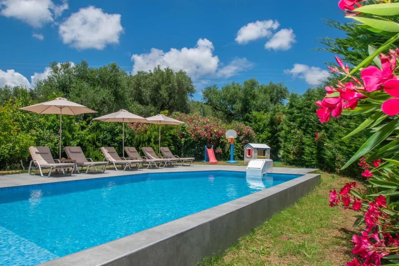 Villa Andreas With Swimming Pool photo 2