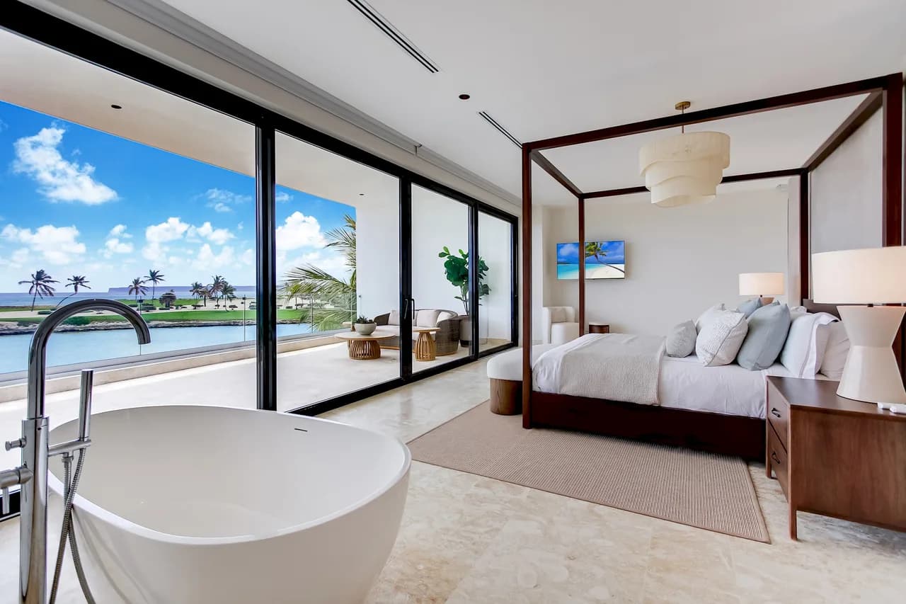 Cap Cana Oceanfront Luxury Villa with Private Beach, Ladge Pool, Full Staff, Pickleball, 2 Golf Carts photo 3