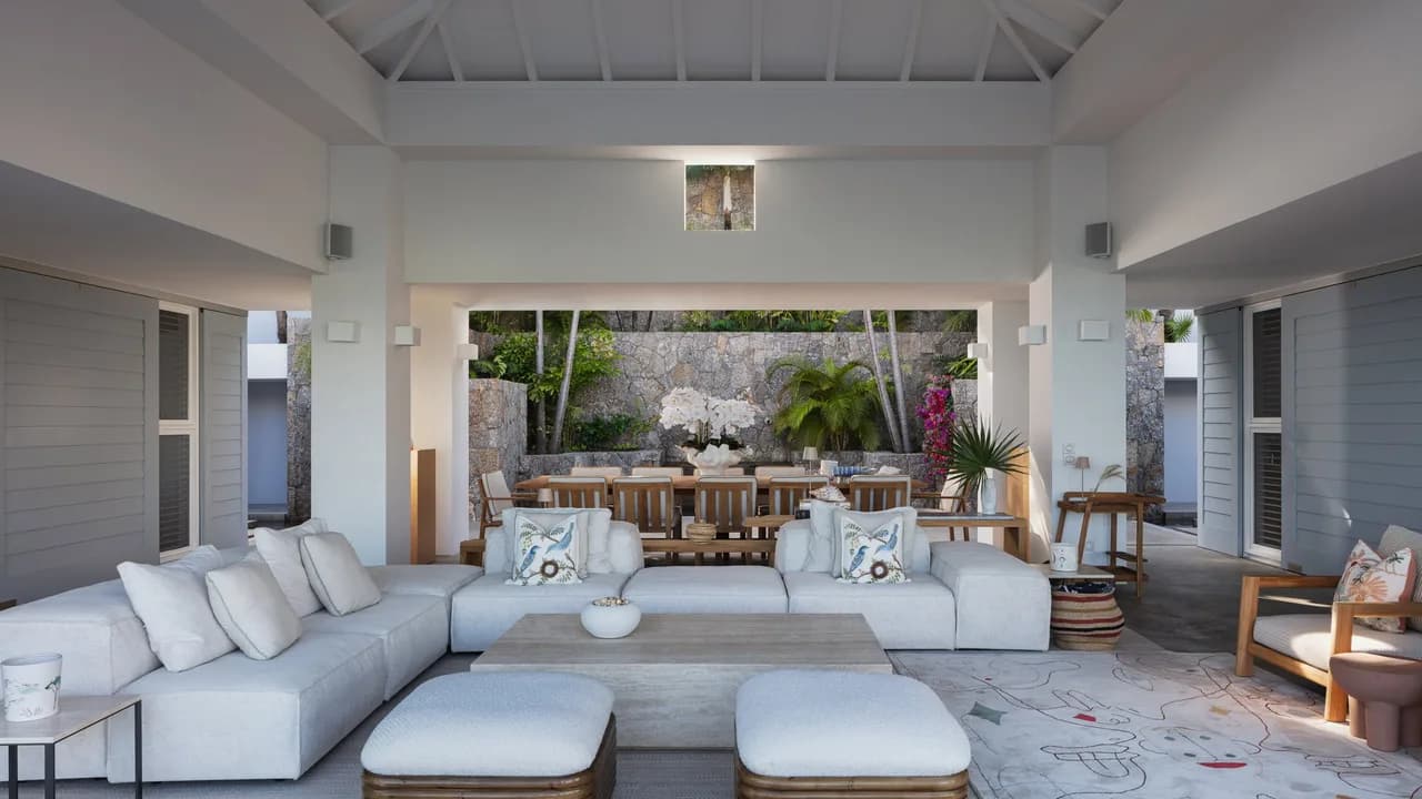 Luxe Haven With Splendid Hill And Ocean Views photo 5