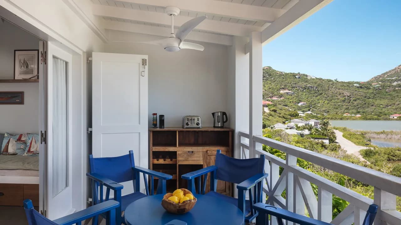 A True Romantic Villa With Bright Canvas photo 2