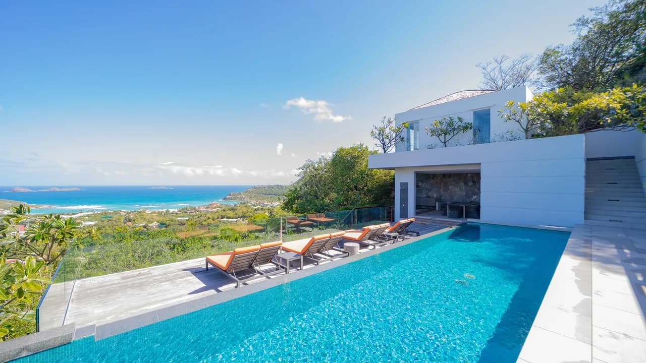 Ultra Luxe 5br Tropical Oasis in Lurin photo 2