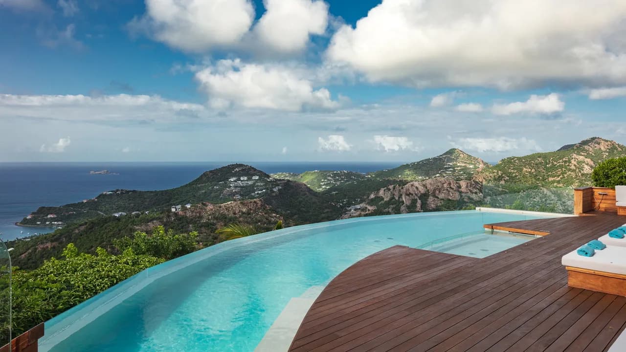 Bright Villa With Panoramic Ocean Terrace photo 3