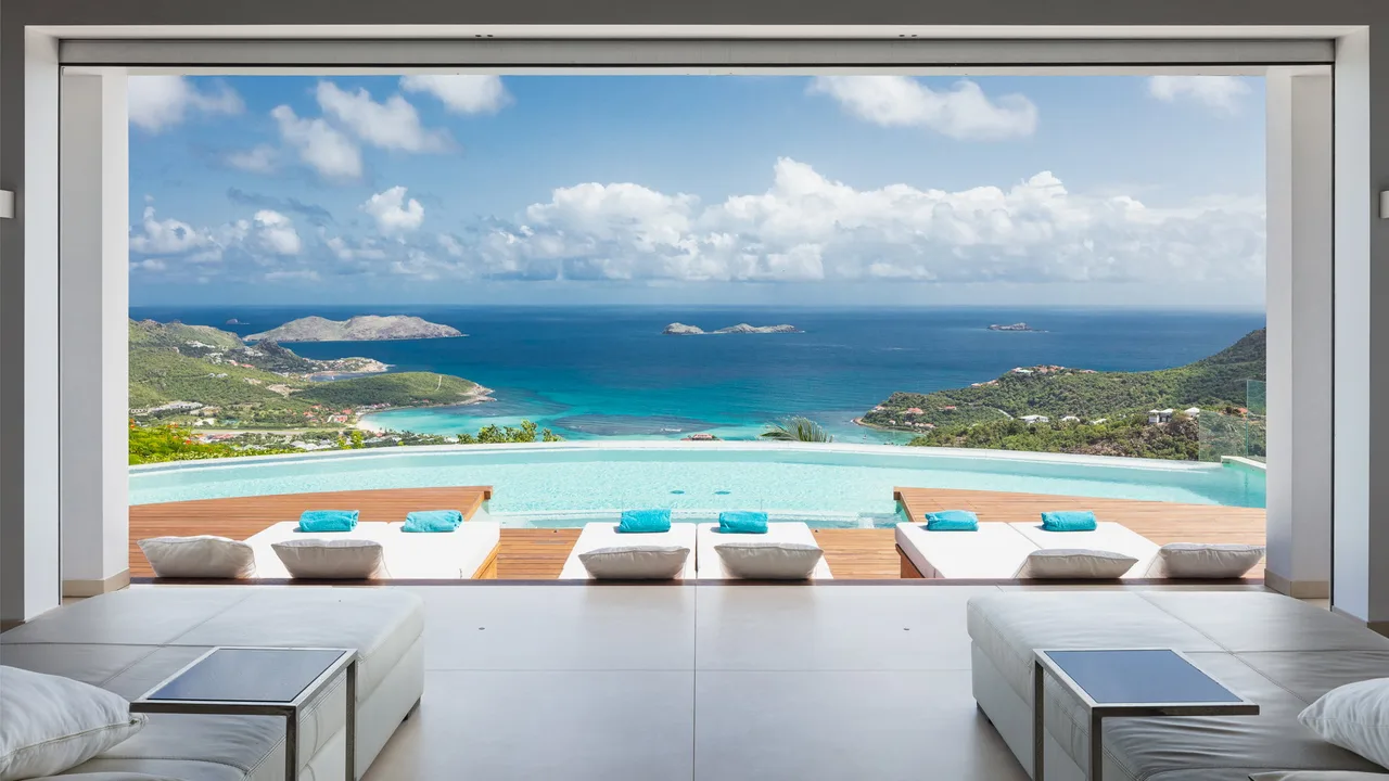 Bright Villa With Panoramic Ocean Terrace photo 4