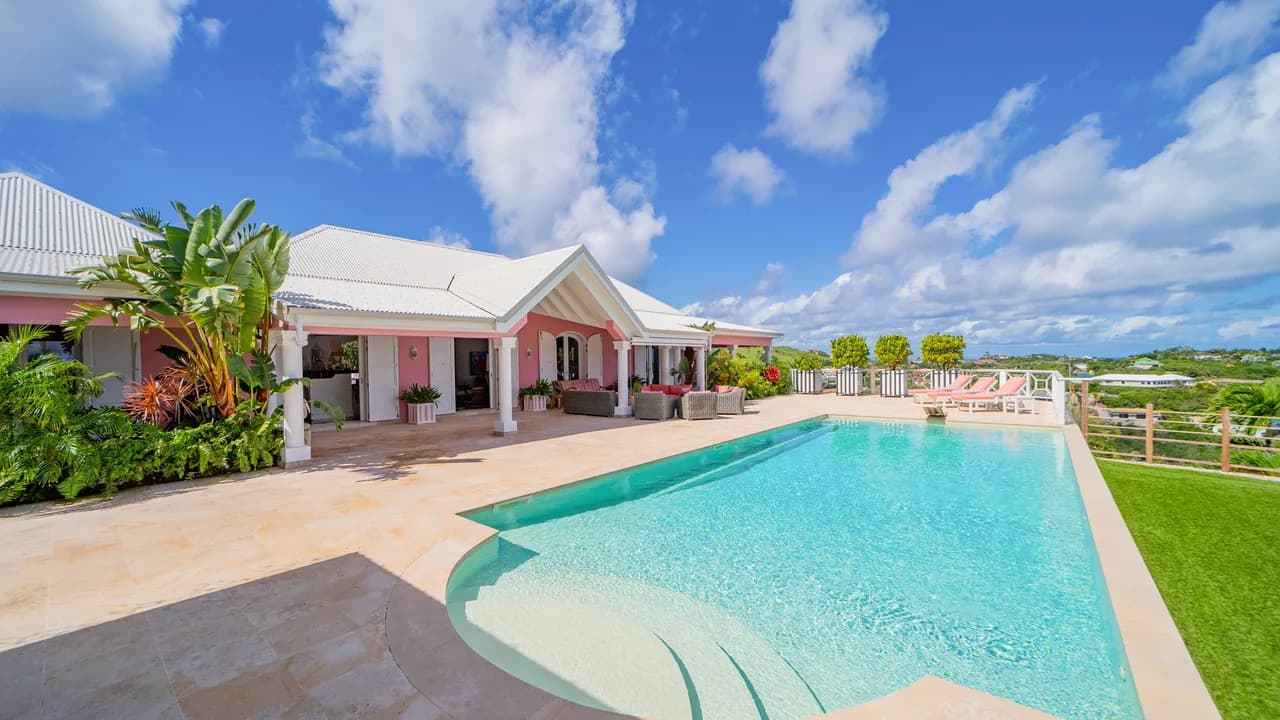 Right Coastal Villa With Heated Pool photo 2