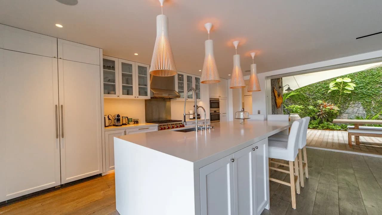 Elegant Caribbean Retreat With Stunning Views photo 5
