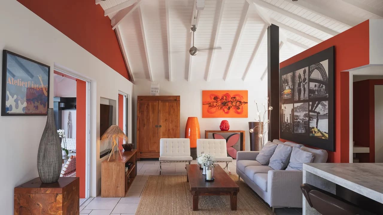 Scenic Hilltop Villa With Sunset Terrace photo 4