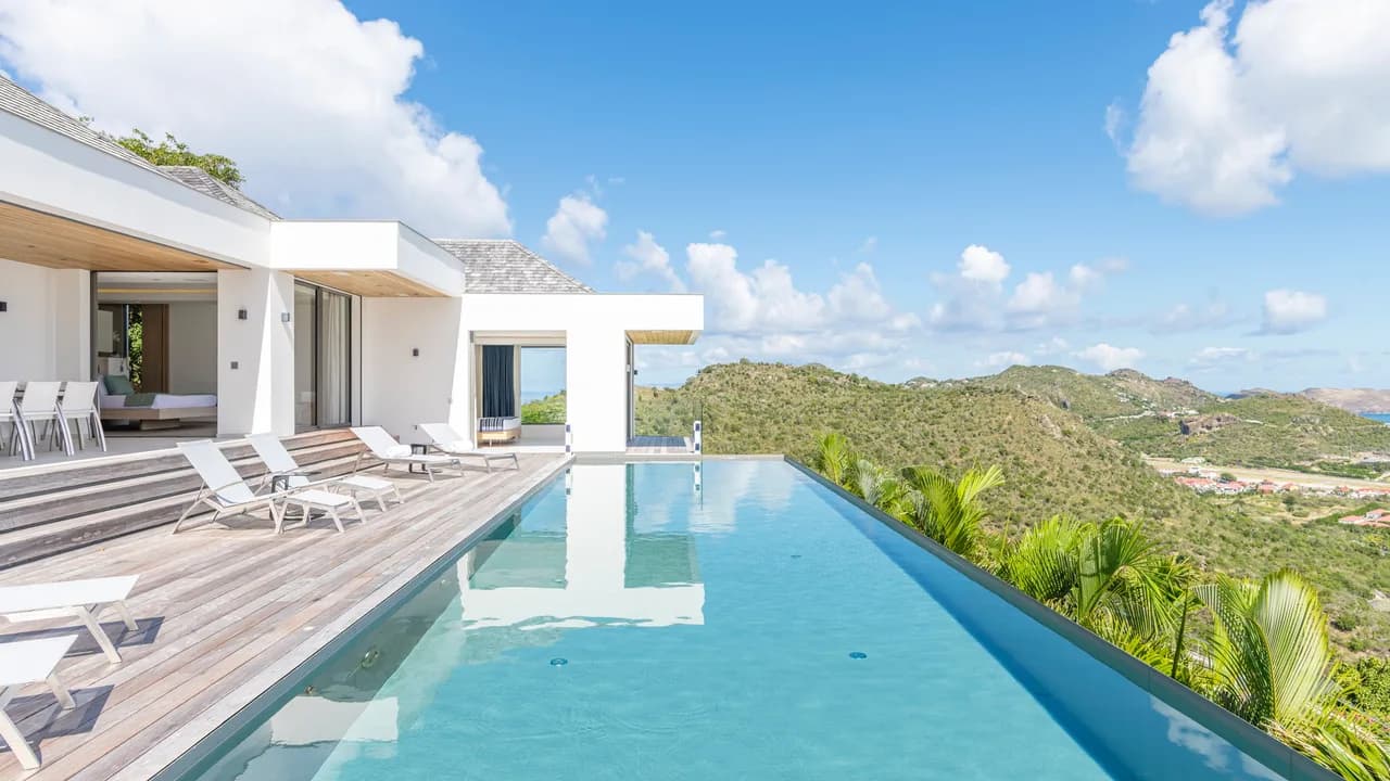 Luxurious Family Villa with A/C in Lurin photo 2