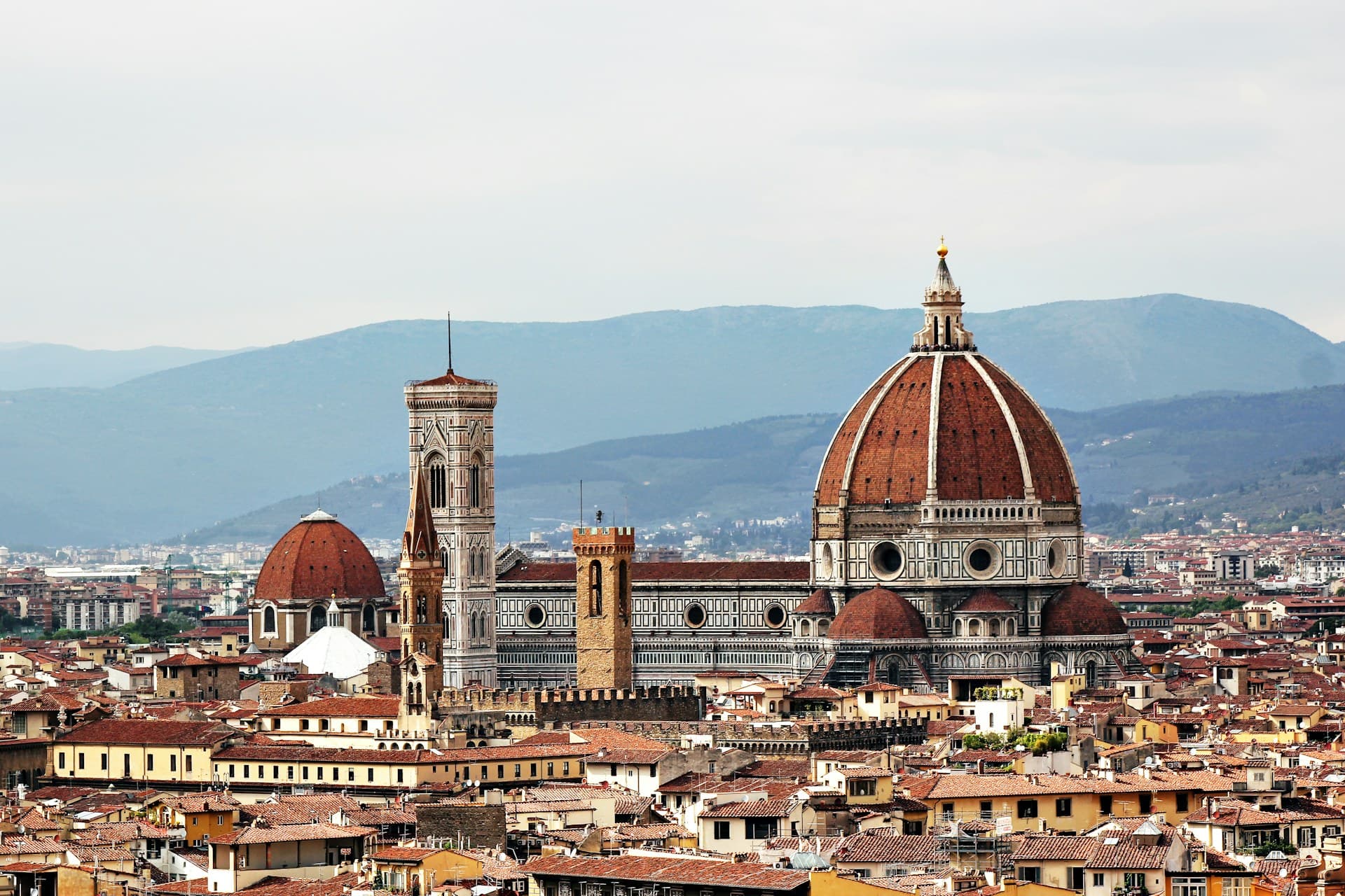 Luxury villas in Florence