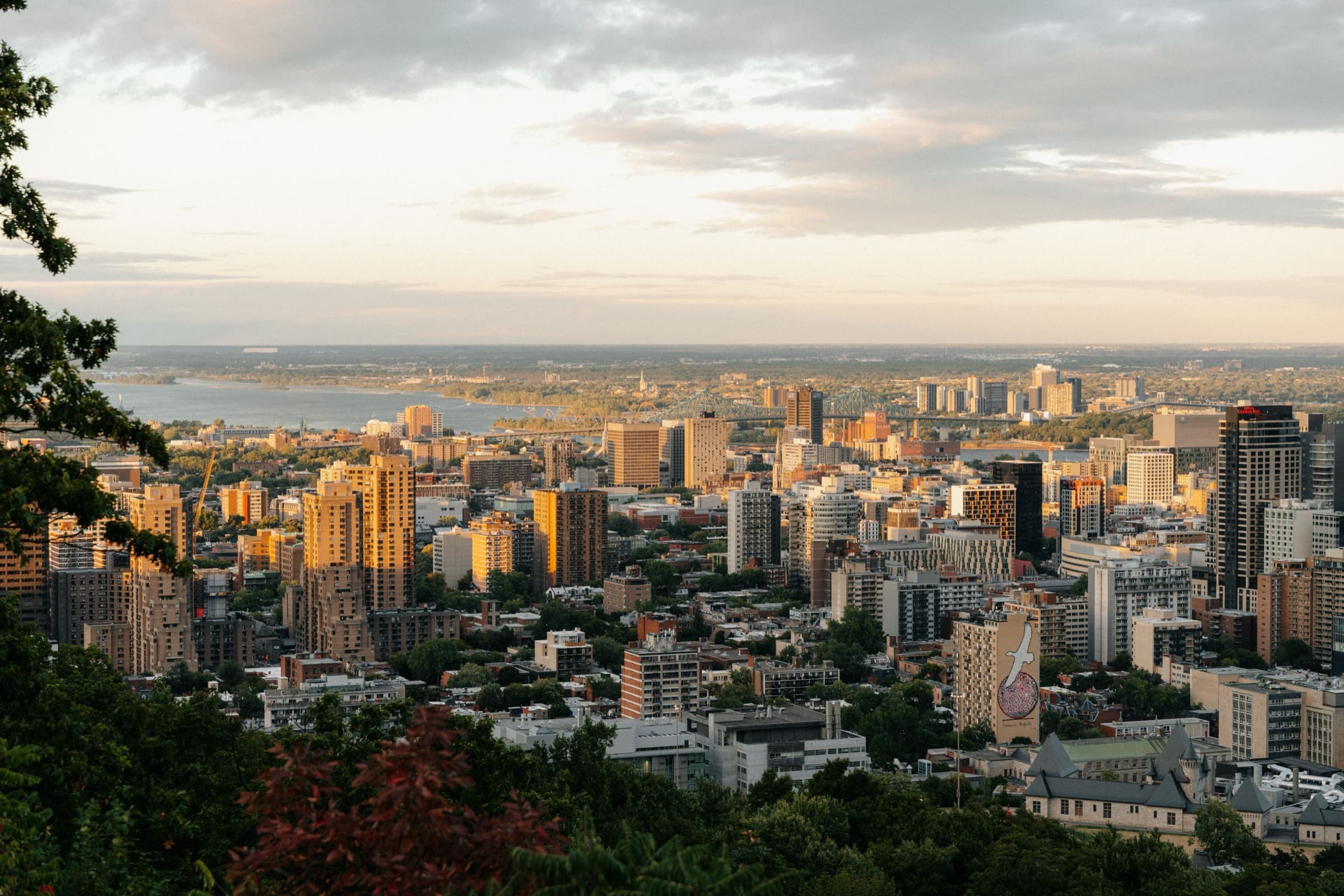 Luxury villas in Montreal