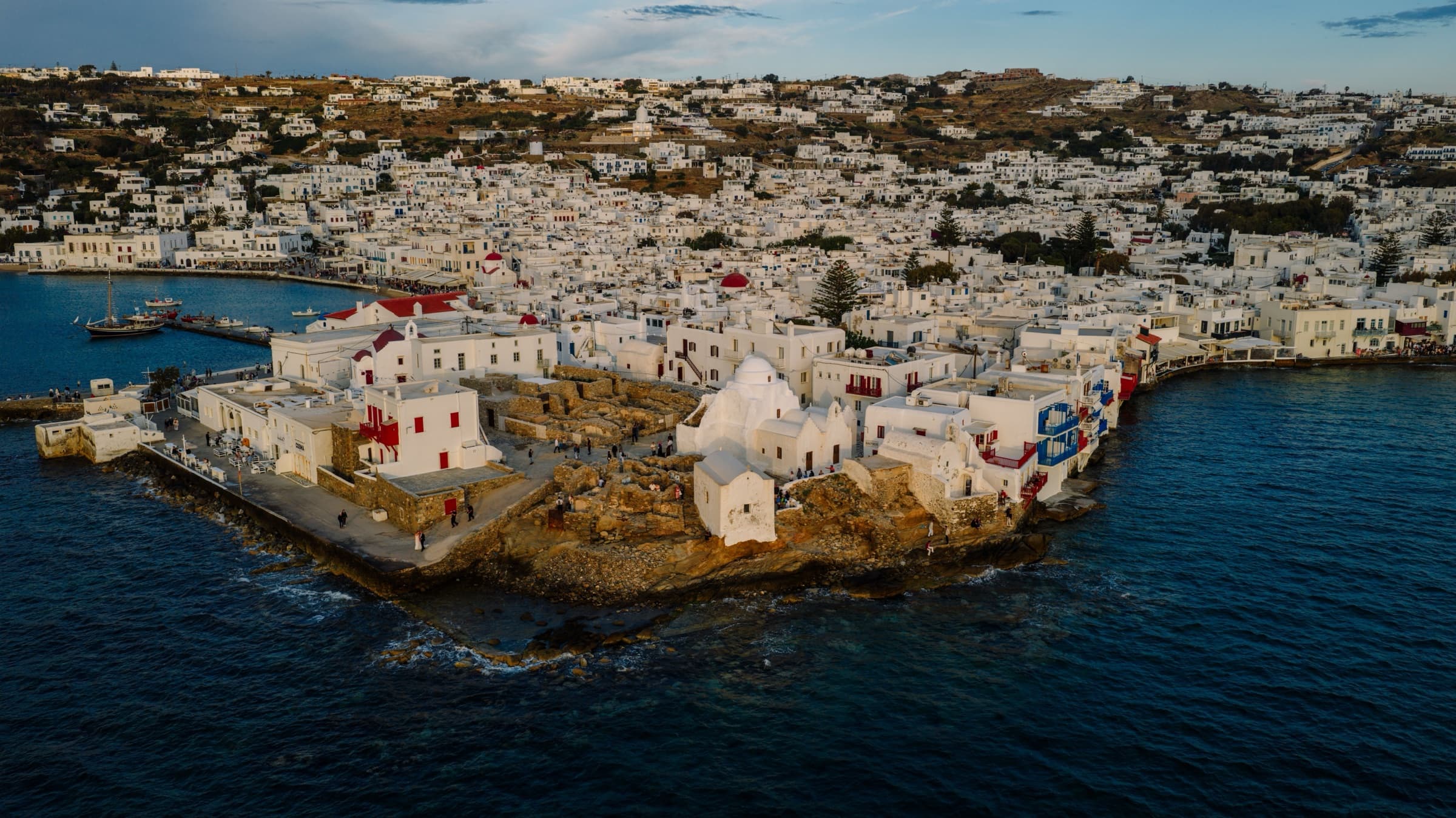 Luxury villas in Mykonos Town