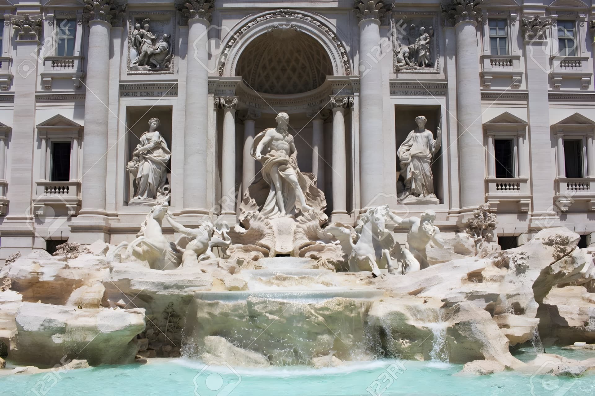 Luxury villas in Rome