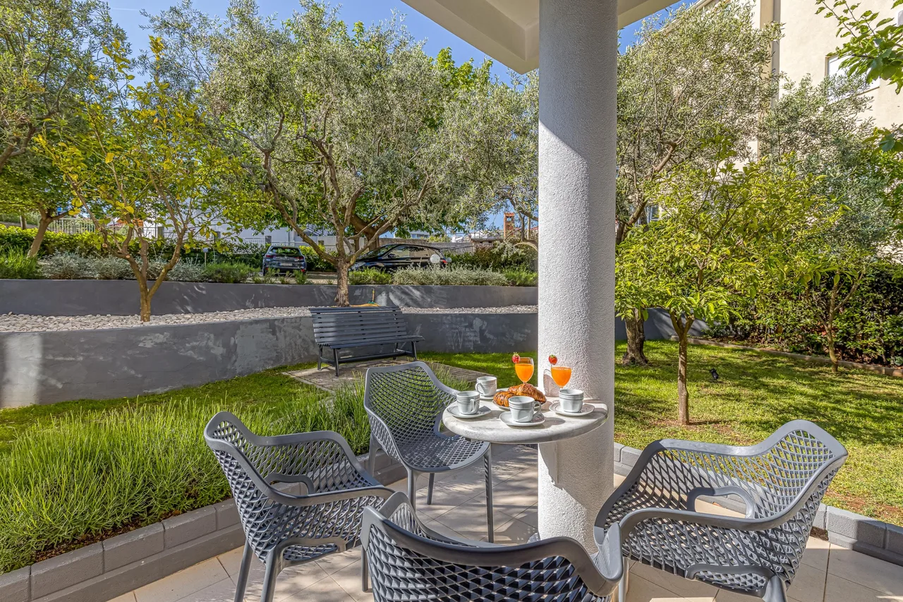 Luxury Apartments to Rent in Ciovo